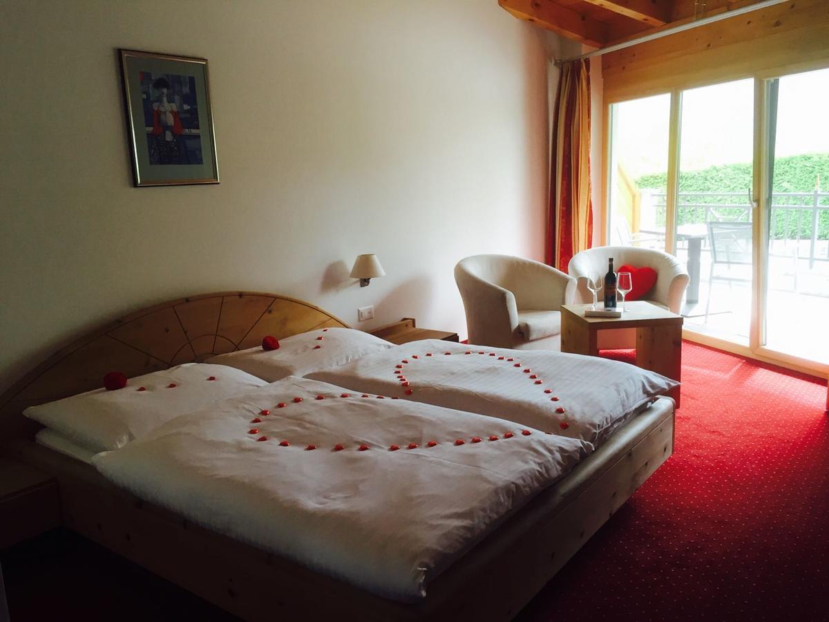 Wellnesshotel Liun B&B Müstair Екстериор снимка