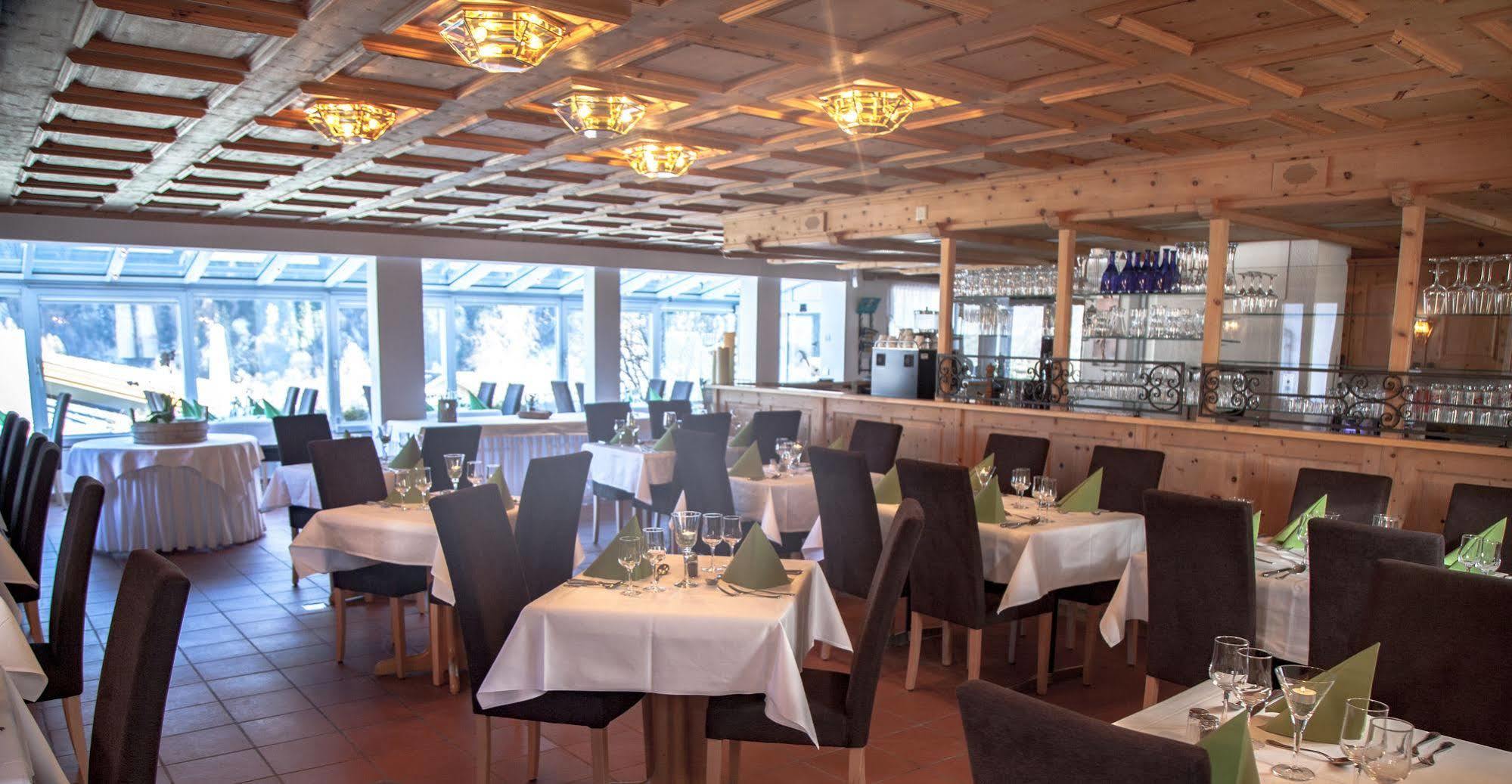 Wellnesshotel Liun B&B Müstair Екстериор снимка