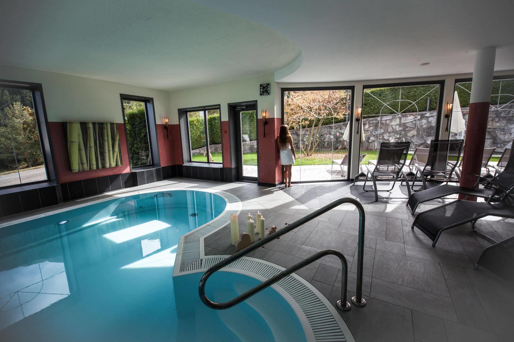 Wellnesshotel Liun B&B Müstair Екстериор снимка