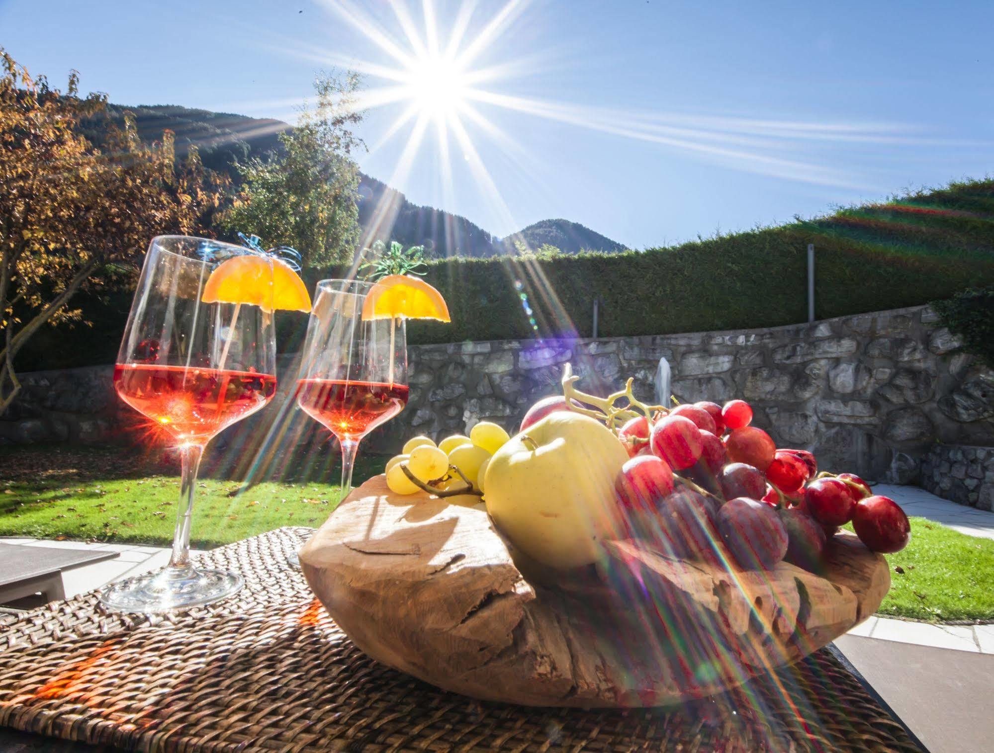 Wellnesshotel Liun B&B Müstair Екстериор снимка